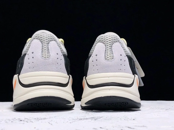 Adidas Runner Wave 700 B75571 Yeezy Boost 1112